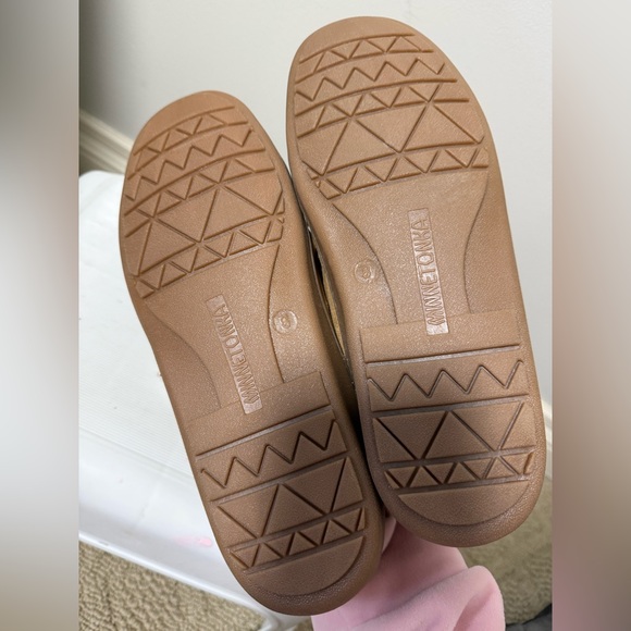 SOLD - Picture 4 of 5